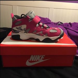 FLASH SALE !!!!!!! Nike Shoes